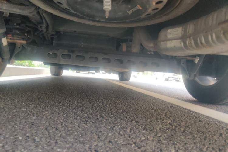 Used Buick GL8 2022 Land Cruiser Executive Class 652T Comfort Model Chassis Rear