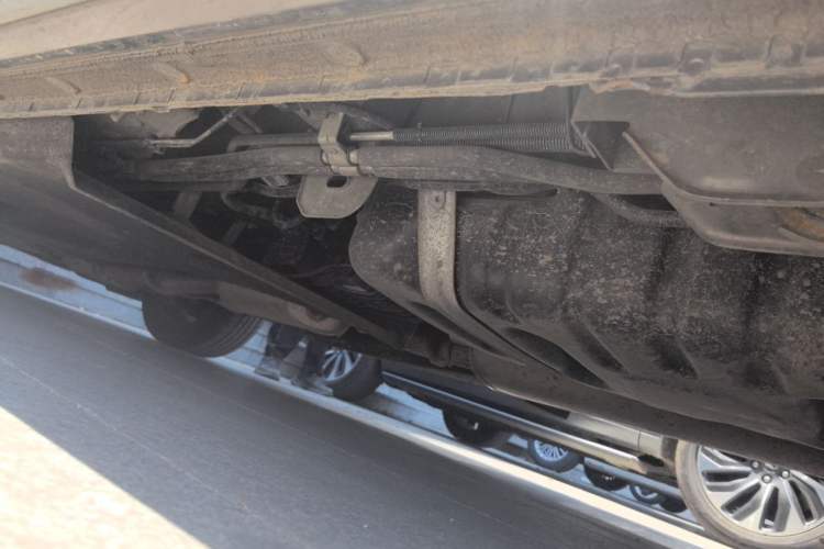 Used Buick GL8 2022 Land Business Class 652T Smart Deluxe Model Chassis Rear Left