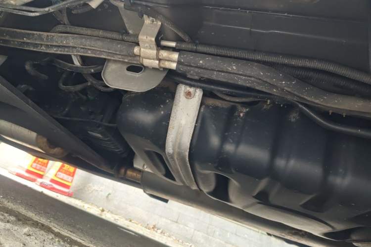 Used Buick GL8 2022 Land Cruiser Executive Class 652T Smart Luxury Model Chassis Rear Left