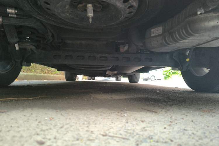 Used Buick GL8 2022 Land Cruiser Executive Class 652T Comfort Model Chassis Rear