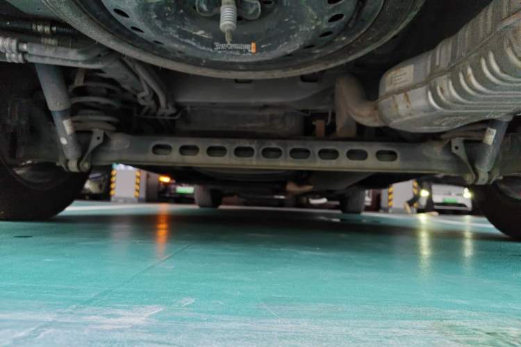 Used Buick GL8 2022 Land Cruiser Executive Class 652T Comfort Model Chassis Rear