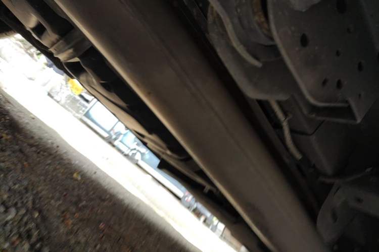 Used Buick GL8 2022 Land Cruiser Executive Class 652T Smart Luxury Model Chassis Rear Right