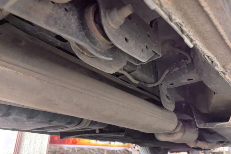 Used Buick GL8 2022 Land Executive Class 652T Prestige Model Chassis Rear Right