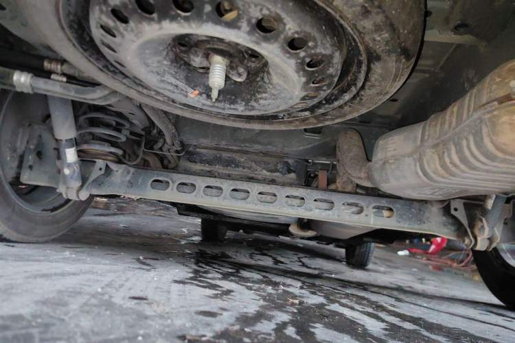 Used Buick GL8 2022 Land Cruiser Executive Class 652T Comfort Model Chassis Rear