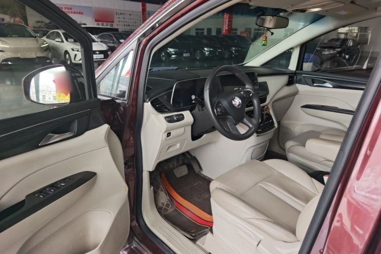 Used Buick GL8 2022 ES Landtrek 653T Comfort Edition Driver Seat