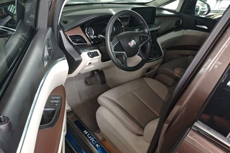Used Buick GL8 2022 Land Cruiser Executive Class 652T Comfort Model Driver Seat