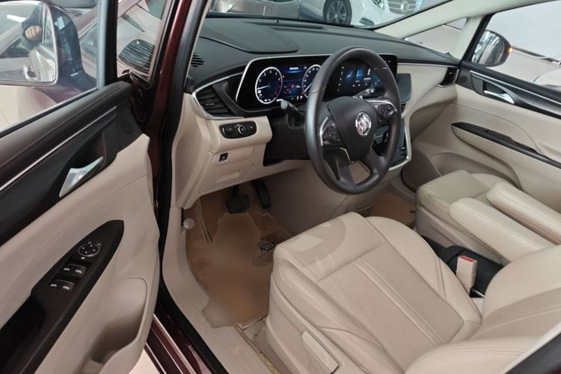 Used Buick GL8 2022 ES Landtrek 653T Comfort Edition Driver Seat
