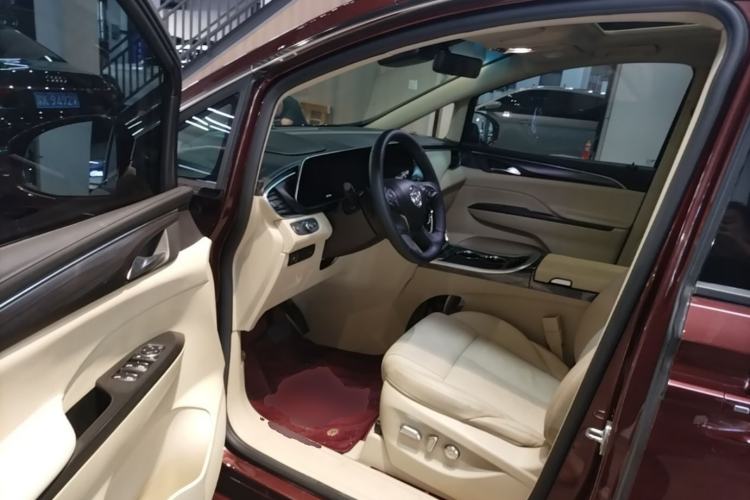 Used Buick GL8 2022 ES Landtrek 653T Luxury Edition Driver Seat