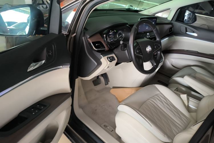Used Buick GL8 2022 Land Business Class 652T Luxury Model Driver Seat