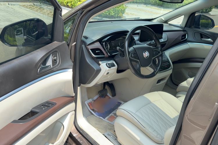 Used Buick GL8 2022 Land Business Class 652T Luxury Model Driver Seat