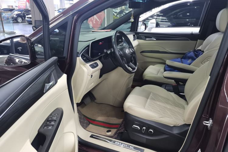 Used Buick GL8 2022 ES Landtrek 653T Flagship Model Driver Seat