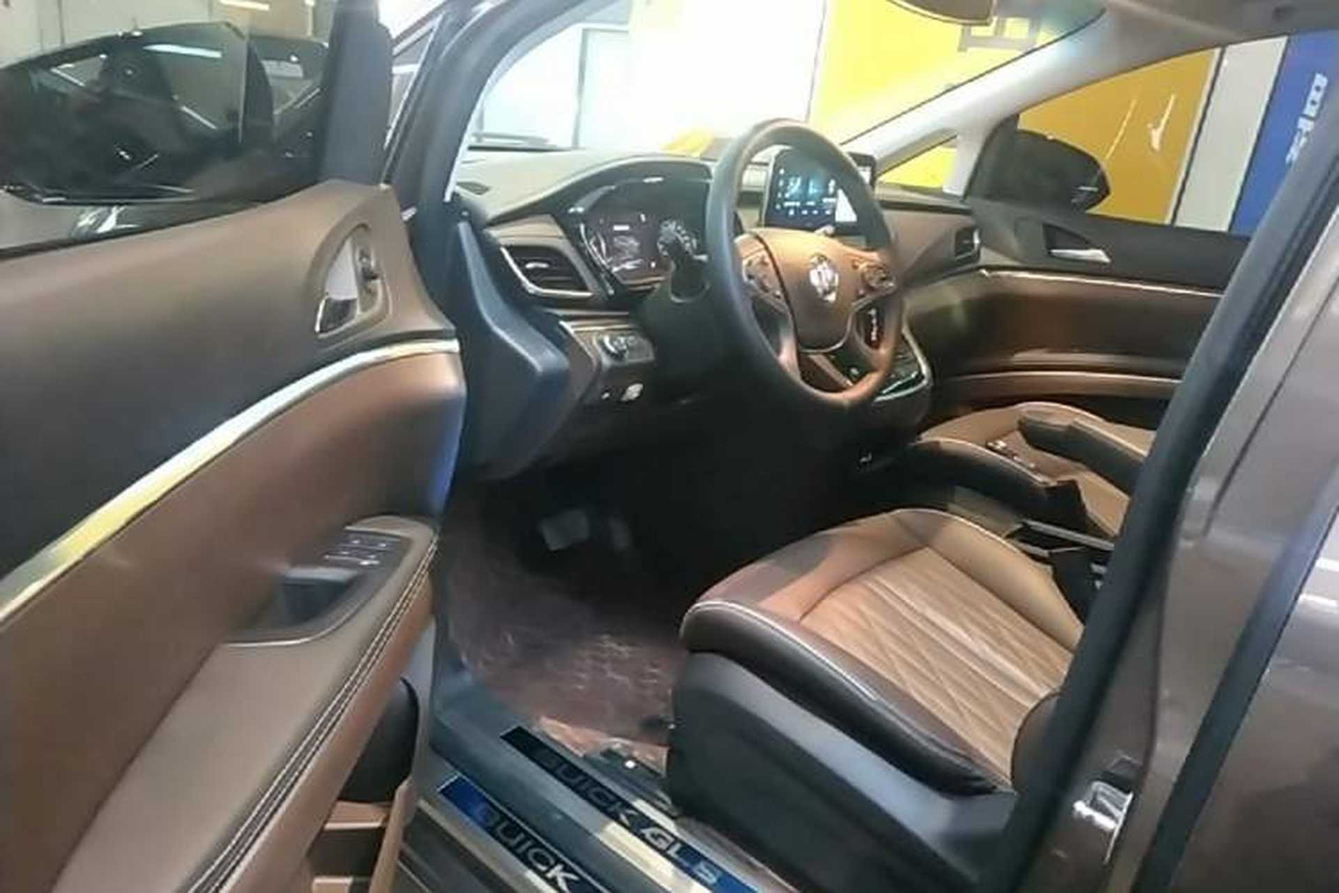 Used Buick GL8 2022 Land Business Class 652T Luxury Model Driver Seat