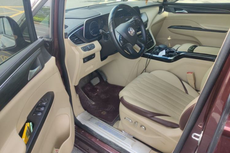 Used Buick GL8 2022 ES Landtrek 653T Luxury Edition Driver Seat
