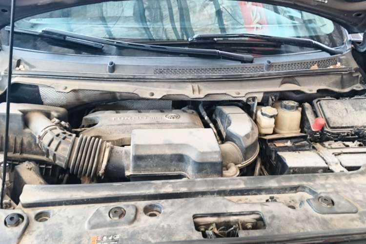 Used Buick GL8 2022 Land Business Class 652T Luxury Model Engine Bay