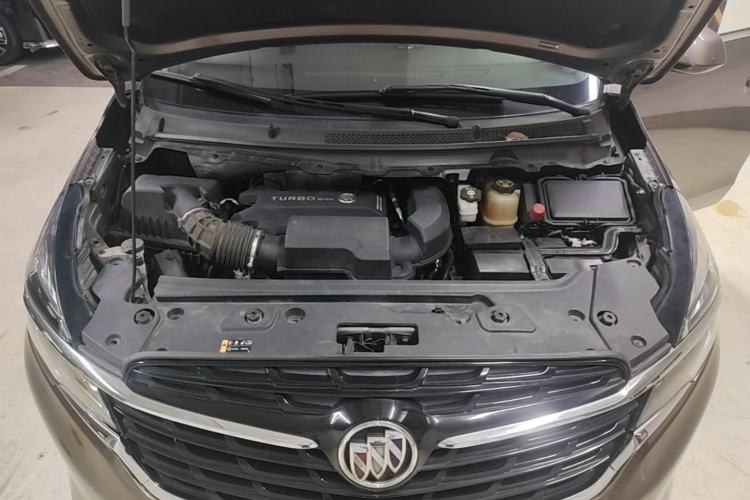 Used Buick GL8 2022 Land Cruiser Executive Class 652T Comfort Model Engine Bay