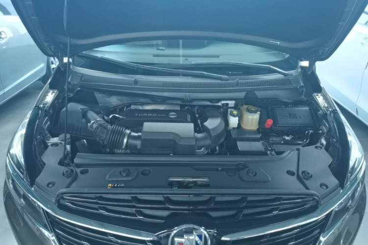 Used Buick GL8 2022 Land Executive Class 652T Prestige Model Engine Bay
