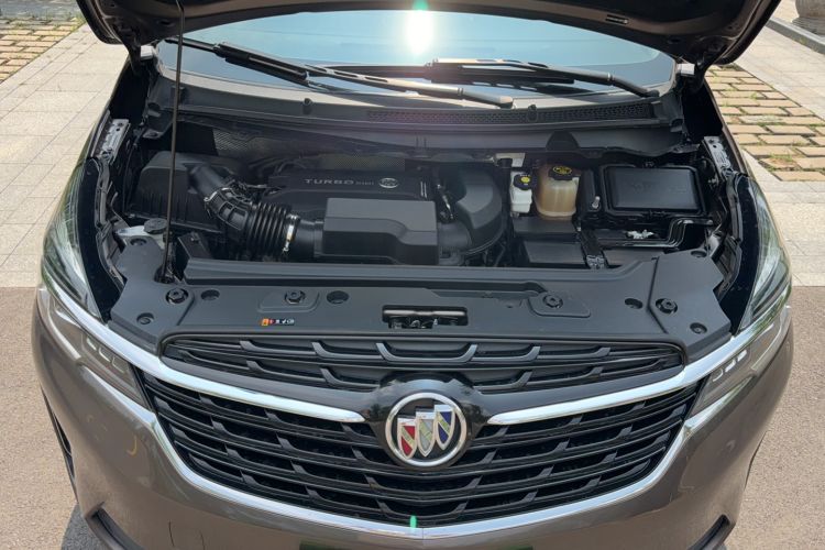 Used Buick GL8 2022 Land Business Class 652T Luxury Model Engine Bay
