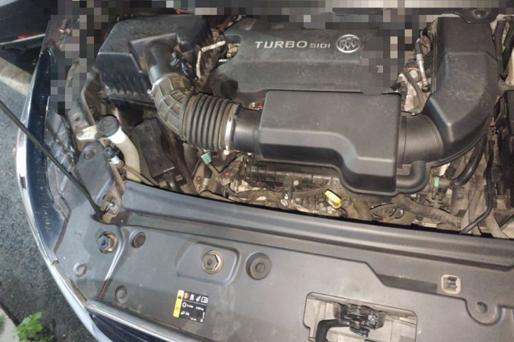 Used Buick GL8 2022 Land Cruiser Executive Class 652T Comfort Model Engine Bay Right