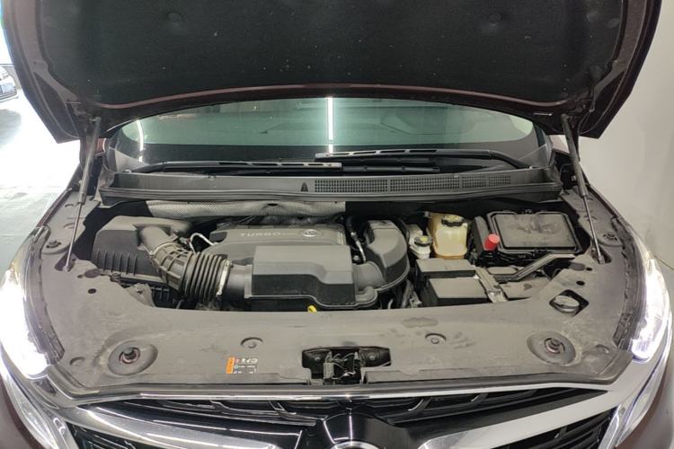 Used Buick GL8 2022 ES Landtrek 653T Comfort Edition Engine Bay