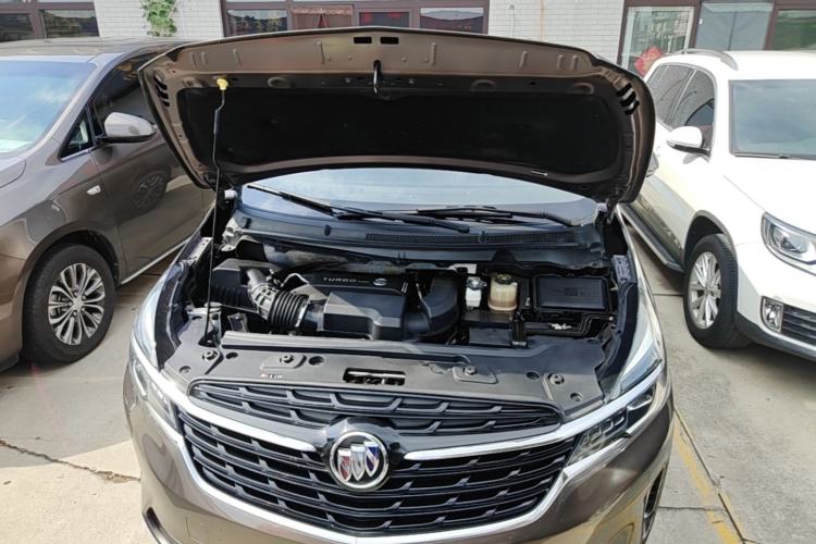 Used Buick GL8 2022 Land Cruiser Executive Class 652T Comfort Model Engine Bay