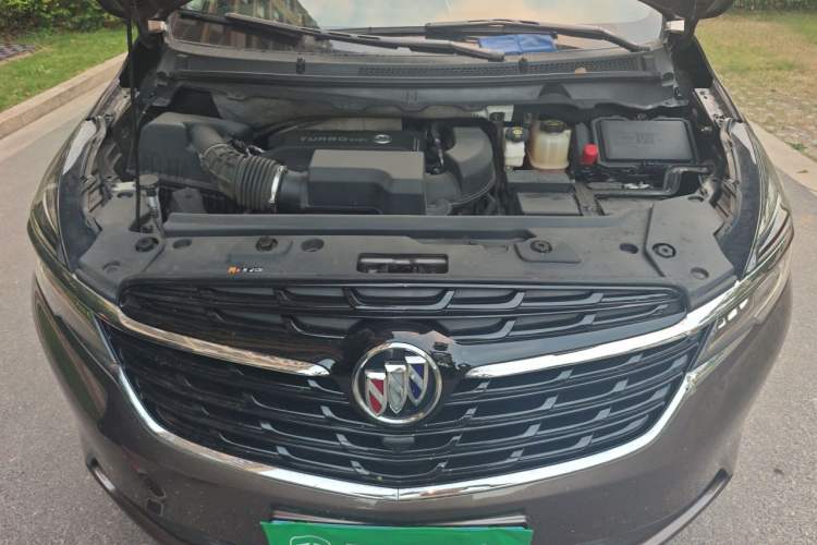 Used Buick GL8 2022 Land Cruiser Executive Class 652T Comfort Model Engine Bay