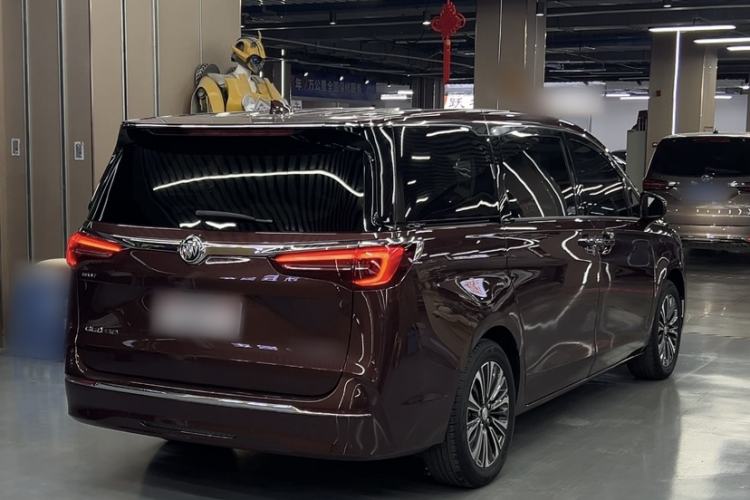 Used Buick GL8 2022 ES Land Cruiser 653T Luxury Model Exterior 2
