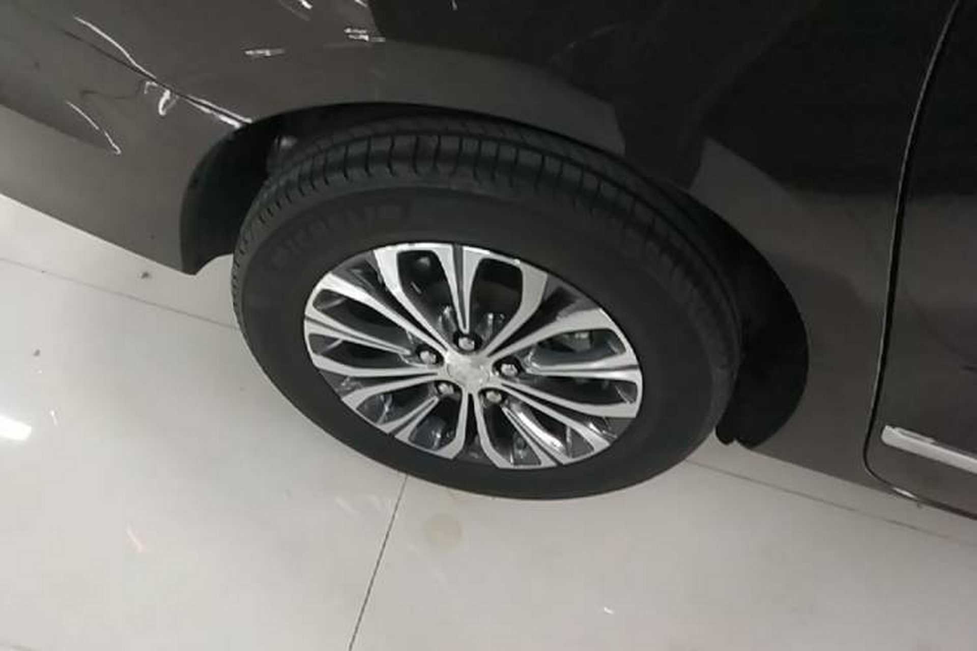 Used Buick GL8 2022 Land Executive Class 652T Prestige Model Exterior 2