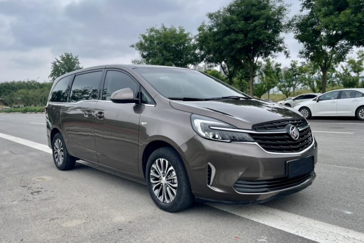Used Buick GL8 2022 Land Cruiser Executive Class 652T Comfort Model Exterior 2