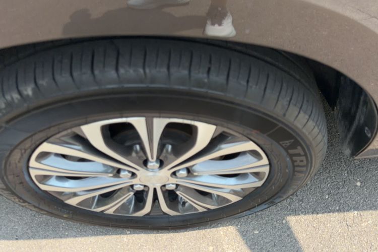 Used Buick GL8 2022 Land Business Class 652T Luxury Model Exterior 3