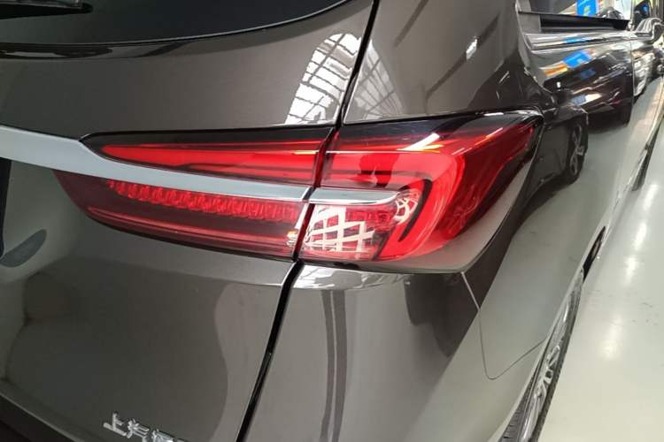 Used Buick GL8 2022 Land Business Class 652T Luxury Model Exterior 3