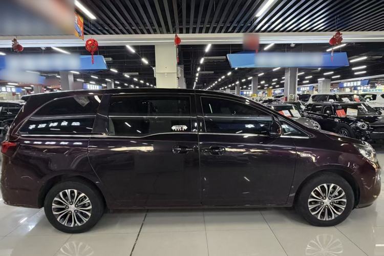 Used Buick GL8 2022 Land Cruiser Executive Class 652T Comfort Model Exterior 3