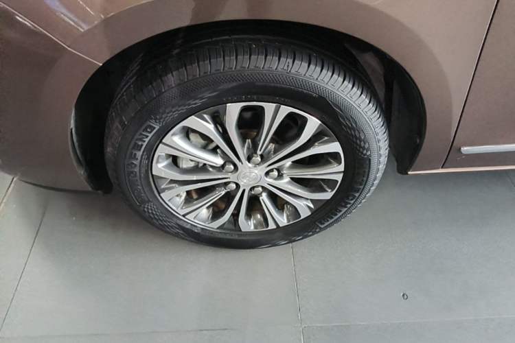 Used Buick GL8 2022 Land Business Class 652T Luxury Model Exterior 4