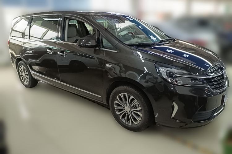 Used Buick GL8 2022 Land Business Class 652T Luxury Model Front Right 45 Deg