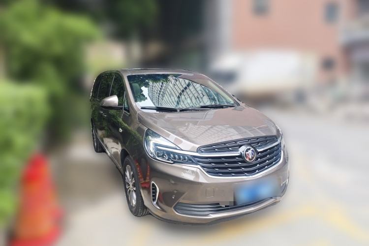 Used Buick GL8 2022 Land Cruiser Executive Class 652T Smart Luxury Model Front Right 45 Deg