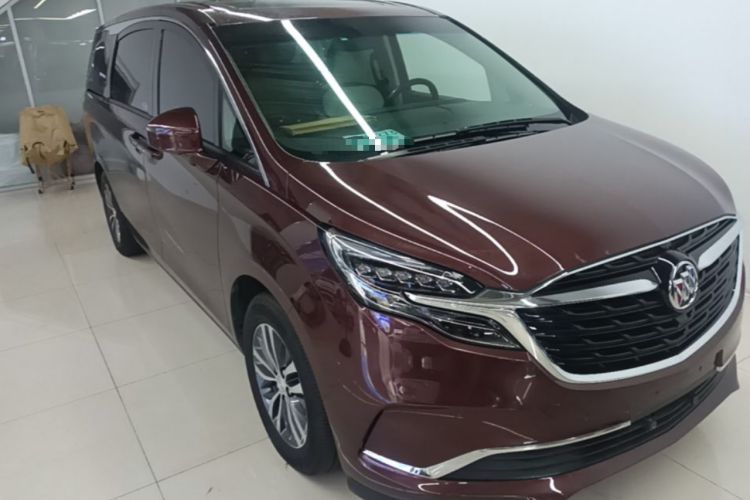 Used Buick GL8 2022 ES Landtrek 653T Comfort Edition Front Right 45 Deg