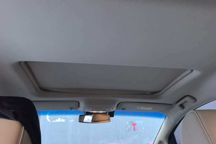 Used Buick GL8 2022 Land Business Class 652T Luxury Model Headliner