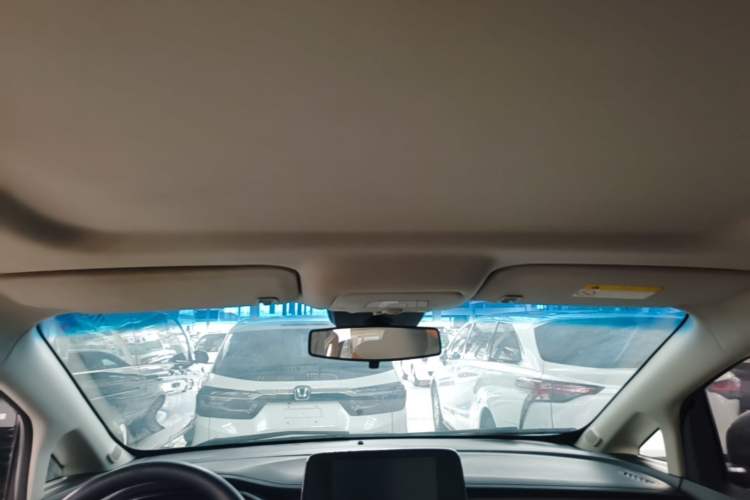 Used Buick GL8 2022 Land Cruiser Executive Class 652T Comfort Model Headliner