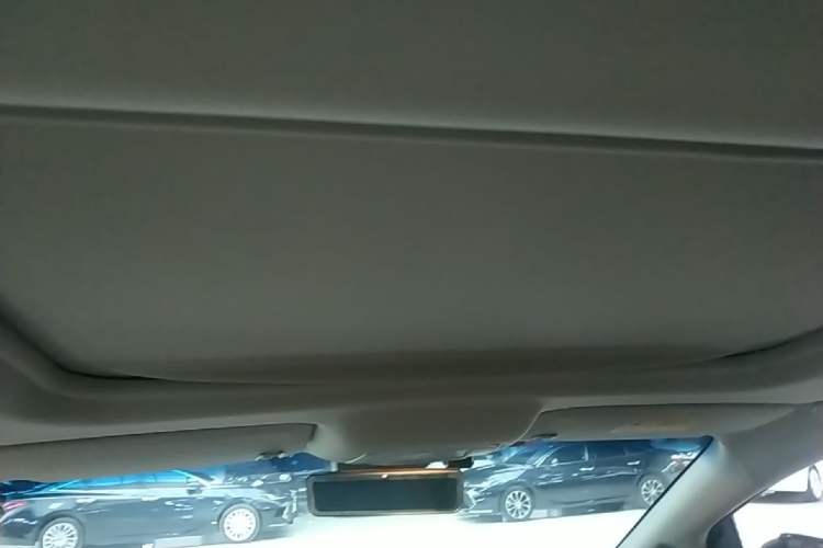 Used Buick GL8 2022 Land Executive Class 652T Prestige Model Headliner