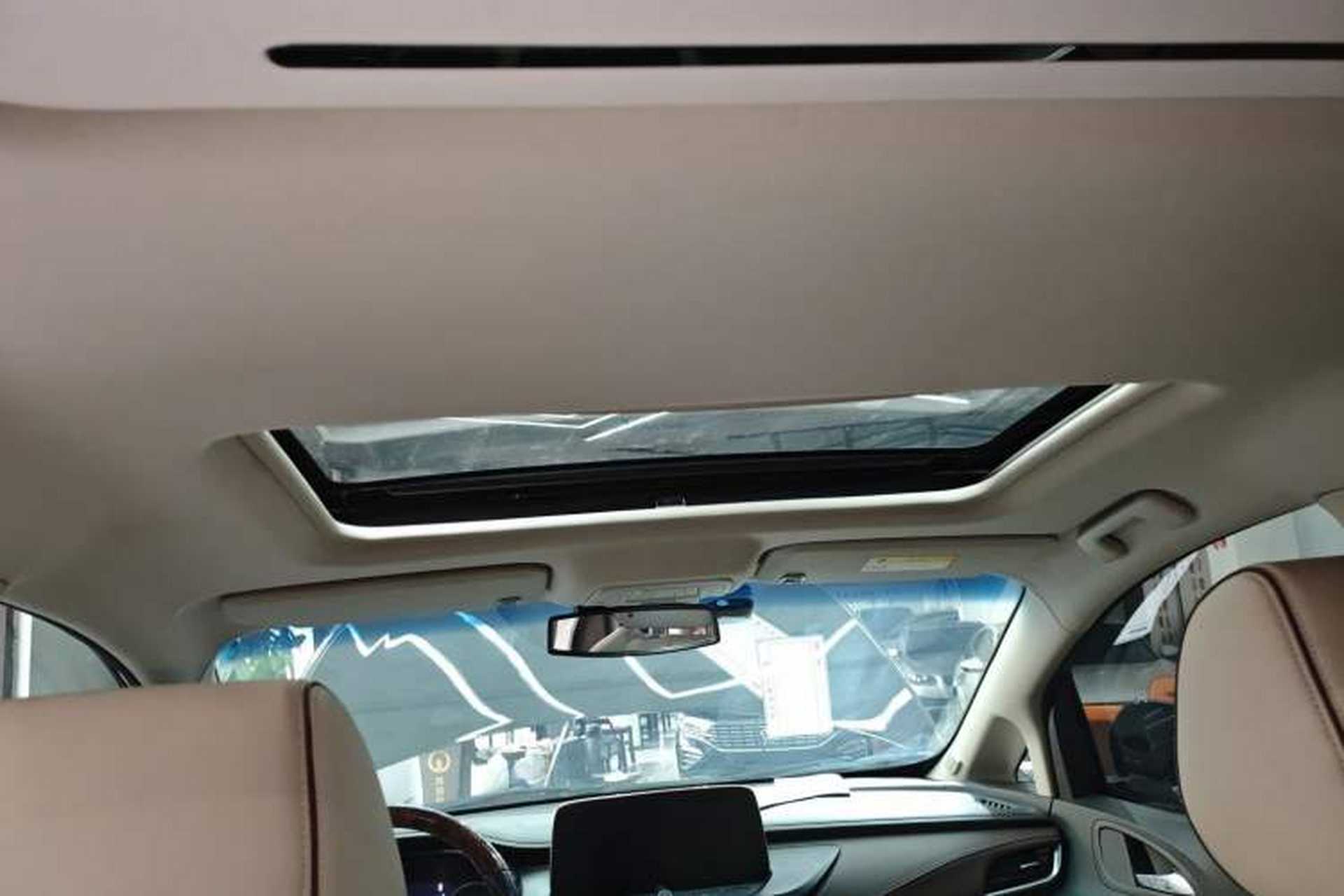 Used Buick GL8 2022 Land Business Class 652T Luxury Model Headliner