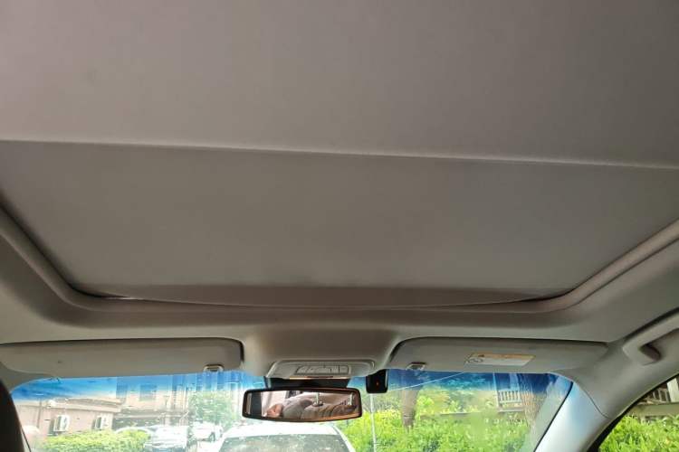 Used Buick GL8 2022 Land Business Class 652T Luxury Model Headliner
