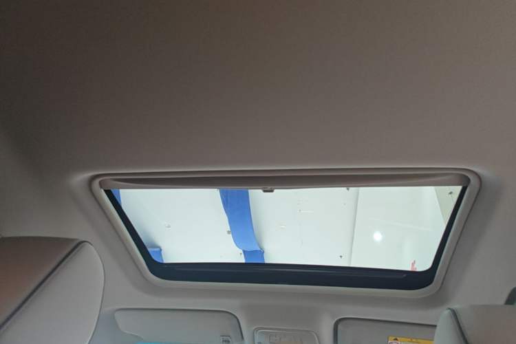 Used Buick GL8 2022 Land Business Class 652T Luxury Model Headliner