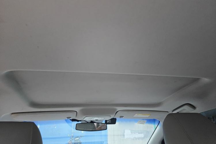 Used Buick GL8 2022 Land Cruiser Executive Class 652T Comfort Model Headliner