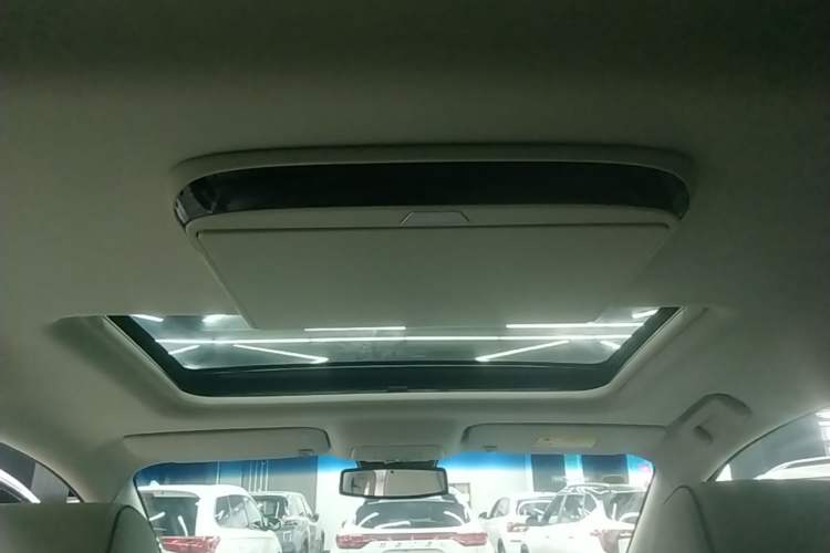 Used Buick GL8 2022 Land Business Class 652T Luxury Model Headliner
