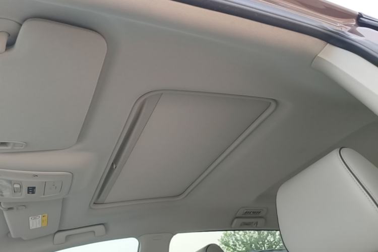 Used Buick GL8 2022 Land Business Class 652T Luxury Model Headliner