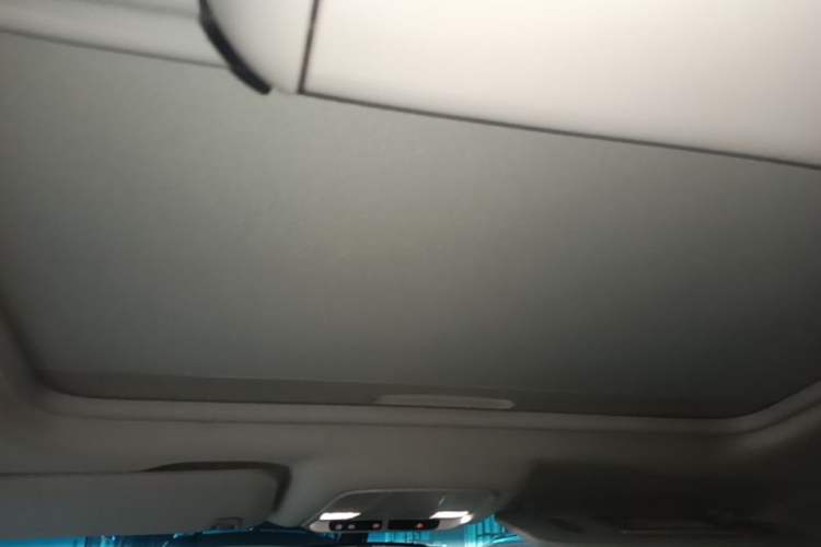 Used Buick GL8 2022 ES Landtrek 653T Comfort Edition Headliner