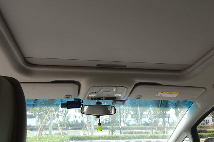 Used Buick GL8 2022 ES Landtrek 653T Comfort Edition Headliner