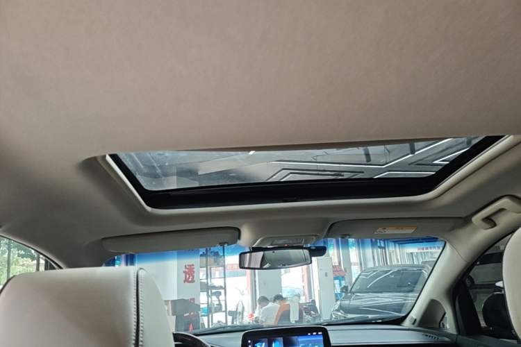 Used Buick GL8 2022 Land Business Class 652T Luxury Model Headliner