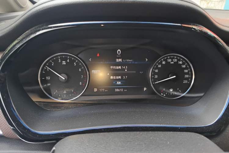 Used Buick GL8 2022 Land Cruiser Executive Class 652T Comfort Model Instrument Cluster