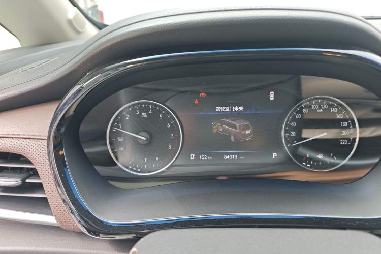 Used Buick GL8 2022 Land Cruiser Executive Class 652T Comfort Model Instrument Cluster