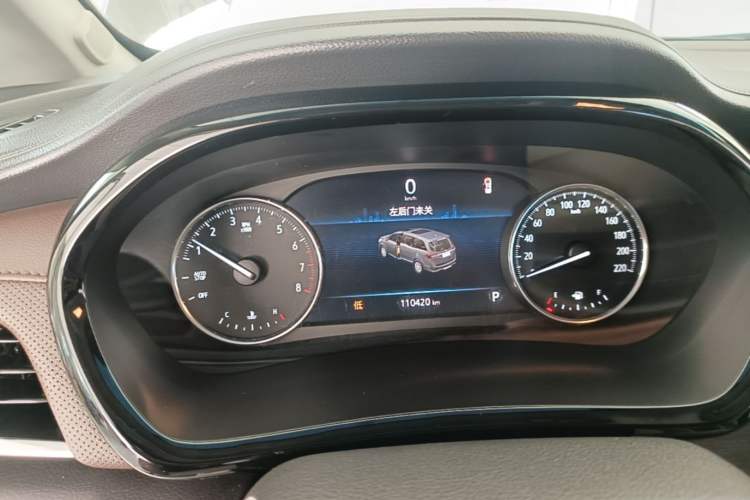 Used Buick GL8 2022 Land Cruiser Executive Class 652T Comfort Model Instrument Cluster